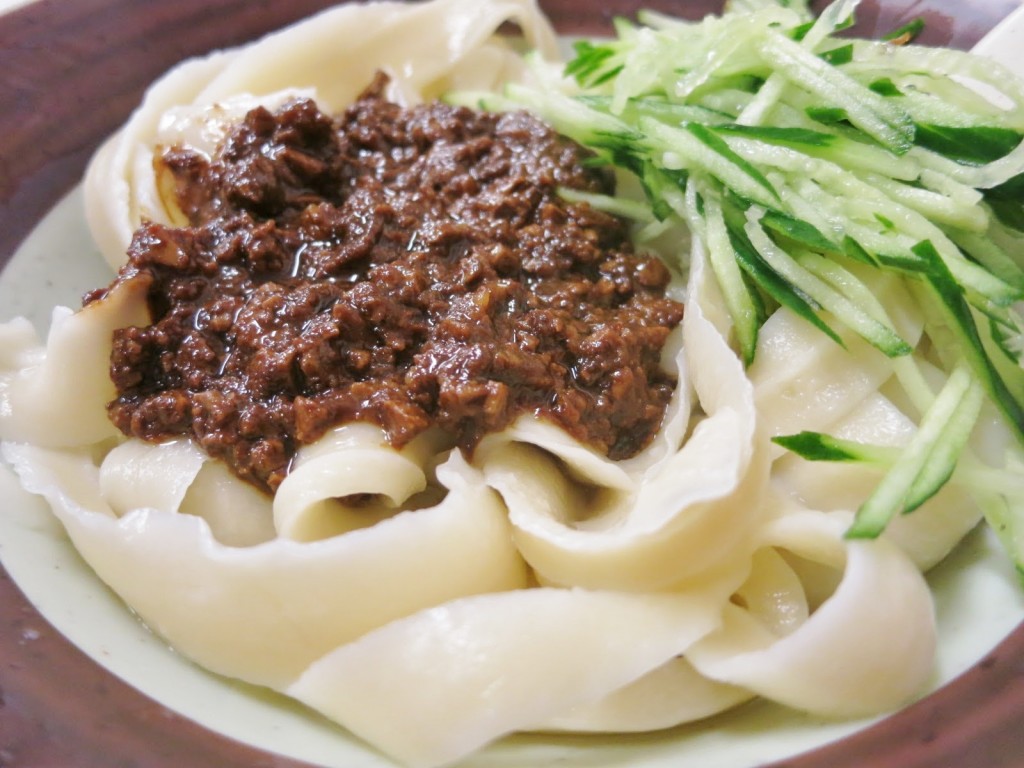 刀削麺（とうしょうめん）