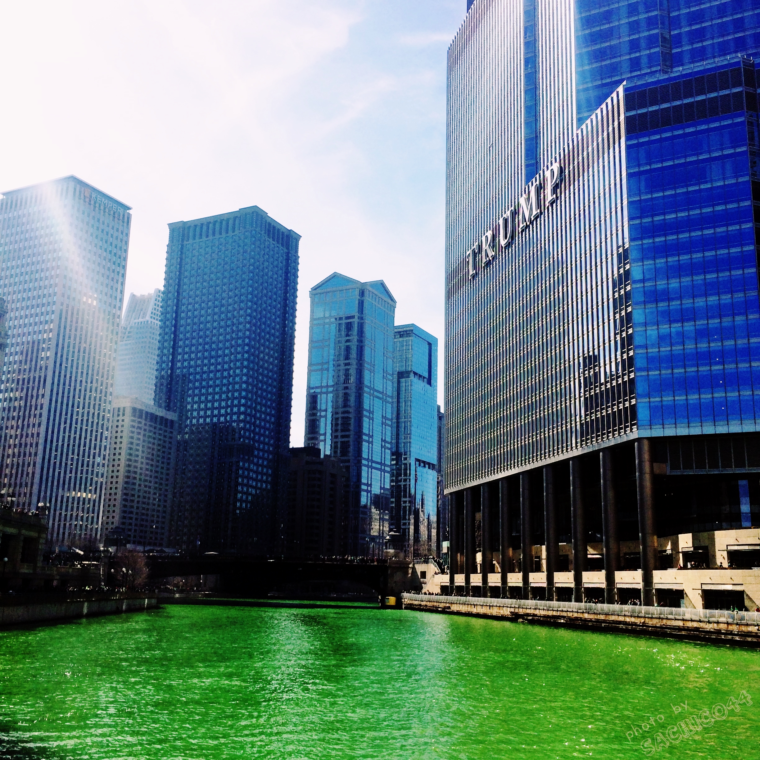 川まで緑に ３月にシカゴに行くなら聖パトリックスデーを逃すな Tripuuu トリップー